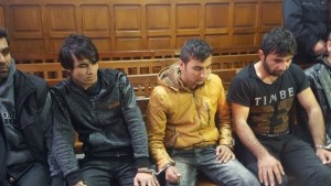 Предстоят обвинения към мигрантите и за пострадалите полицаи