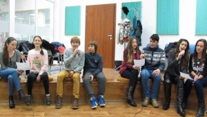 Записват коледната песен която съчиниха младежи от Добрич