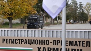 Съдът определи арест за 18 бежанци участвали в бунта в