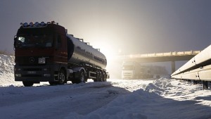 Откриха крадци на гориво от ТИРове