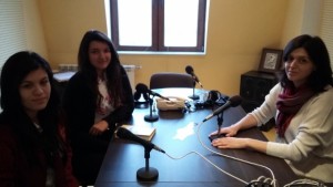 Младежи в Русе раздават информационни материали по повод 1 декември