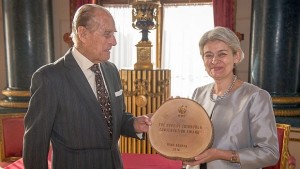 Ирина Бокова получи наградата на WWF за 2016 г