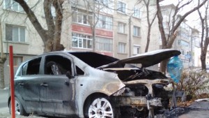 Опел горя в Шумен