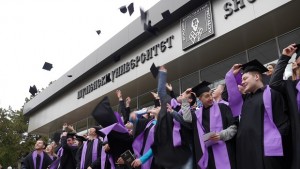 387 отличници се дипломират в Шуменския университет