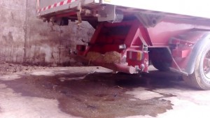 Отново блокираха Карловско шосе заради централата край Труд работеща с