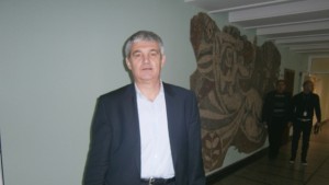 Паразитният банков капитал генерира огромни печалби а предприятията не могат