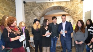 Усмивка смут и път събра десетки ценители на чувственото слово