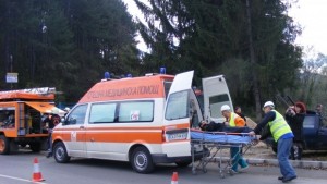 Опел блъсна две пешеходки