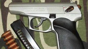 Хванаха 61годишен от Симеоновград с незаконен боен пистолет