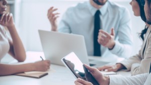 Над 50 от бизнеса ще вдига заплатите догодина