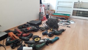 Разкриха кражба на голямо количество инструменти