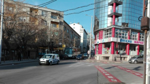 Автобус и кола се блъснаха край ДНА