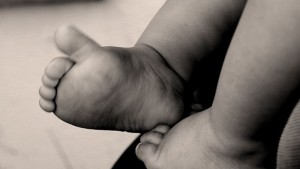 Младежи организират концерт в помощ на пеперудените деца