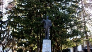 С тържествена церемония Банско отдава почит за 107 години от