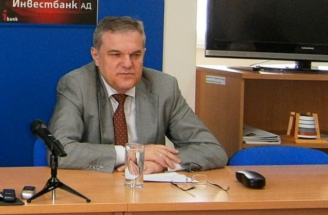 Румен Петков представи проект за декларация с мерки за излизане от кризата