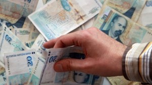КНСБ пресметна Икономиката позволява със 100 лева повисока заплата за