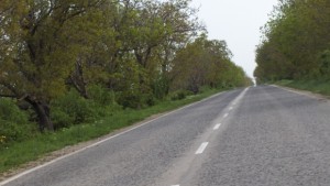 Огромна земекопна машина ще се движи по пътищата от Козлодуй