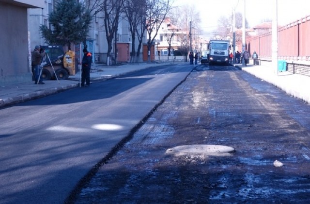 Поредна обновена улица в Нова Загора