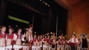 ДГ Св Анна в Сапарева баня отпразнува своя патронен празник