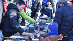 Повече от 100 исторически оръжия показаха в Музея на открито