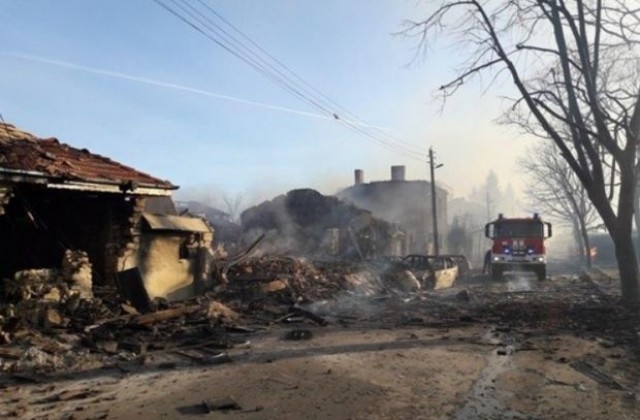 Доц. Въжаров: 4-ма от пострадалите в Хитрино са с опасност за живота