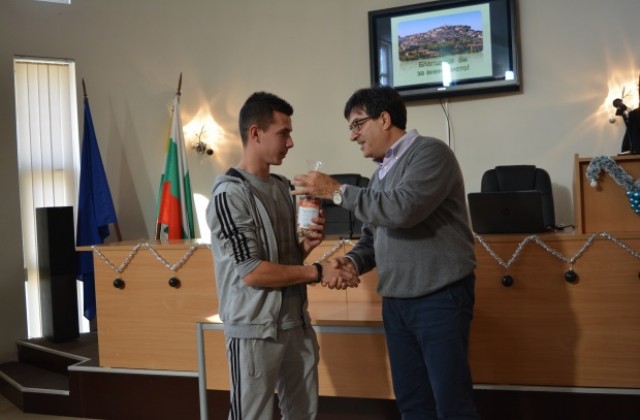 Италианци оцениха високо работата си с Професионалната гимназия по аграрни технологии в Павликени