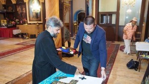 Владика и художник в уникален артпроект