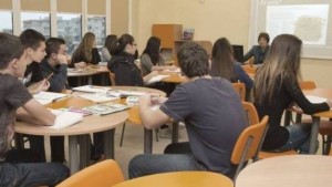 Ученици от Езиковата отиват на международно училище по руски език
