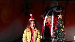 В навечерието на Коледа Весела от Видин подари на децата