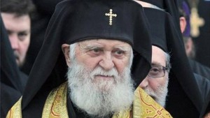 Митрополит Калиник е в тежко състояние