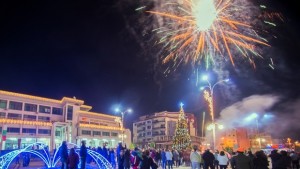 Духът на Коледа владее Приморско