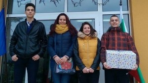 11А отказа коледни подаръци и ги дари
