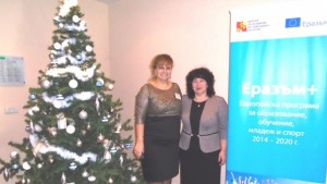 Стефка Николаева и Петя Попова от СУ Николай Катранов с