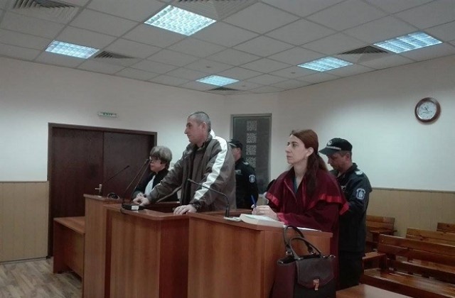 Окончателно: Обвиненият в убийството на родителите си Караджов остава в ареста