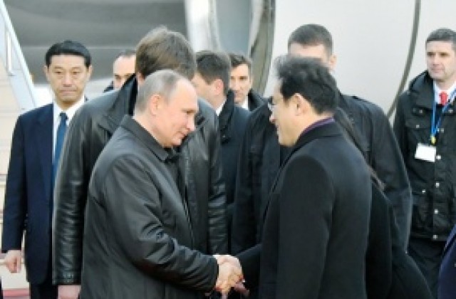 Размразяват военните контакти между Москва и Токио (ВИДЕО)