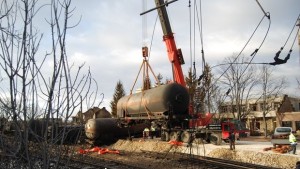 Изтеглиха първите от авариралите цистерни от Хитрино СНИМКИ ВИДЕО