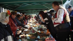 Коледна трапеза и фест на коледари в Димитровград