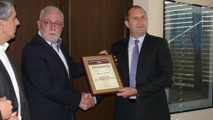 Политик на 2016 г е Румен Радев