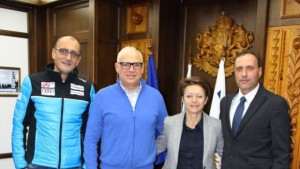 Банско очарова генералния секретар на Световната федерация по ски