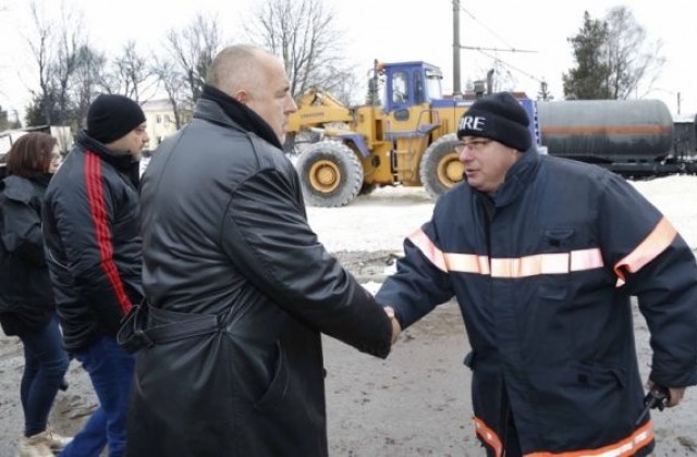 Борисов увери жителите от с. Хитрино в бързите действия на властите