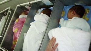 Археолози даряват апаратура за бебета