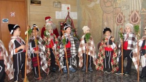 Коледари гостуваха на Игнажден в Областна администрация