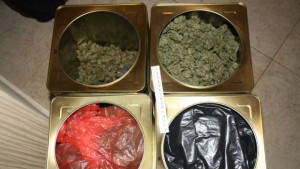 Откриха нарколаборатория задържани са трима радневци