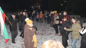 Найдългото хоро се изви в Търговище