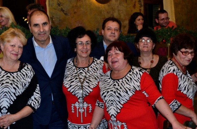 ГЕРБ-Велико Търново в подкрепа на творци в неравностойно положение