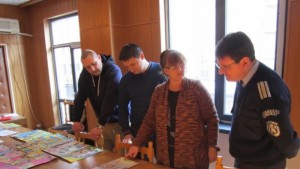 Рисунки на деца от П Тръмбеш и В Търново ще