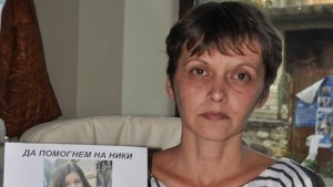 Ники отново изправена пред тежка борба