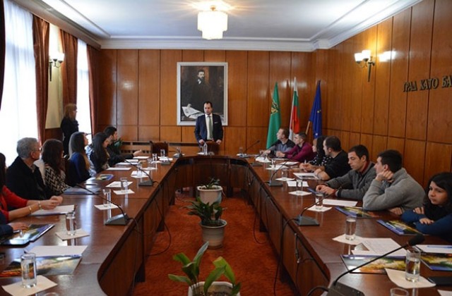 Трета среща „Посланиците на Враца“