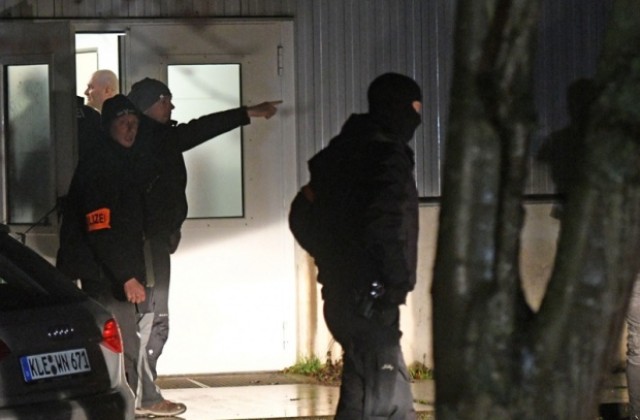 Четирима са задържани в Дортмунд за връзки с терористичния акт в Берлин