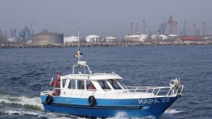 Следпразнично Рибари блокират пристанища по цялото Черноморие